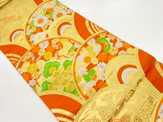 ふくれ織曲線に蝶・花々模様織出し袋帯